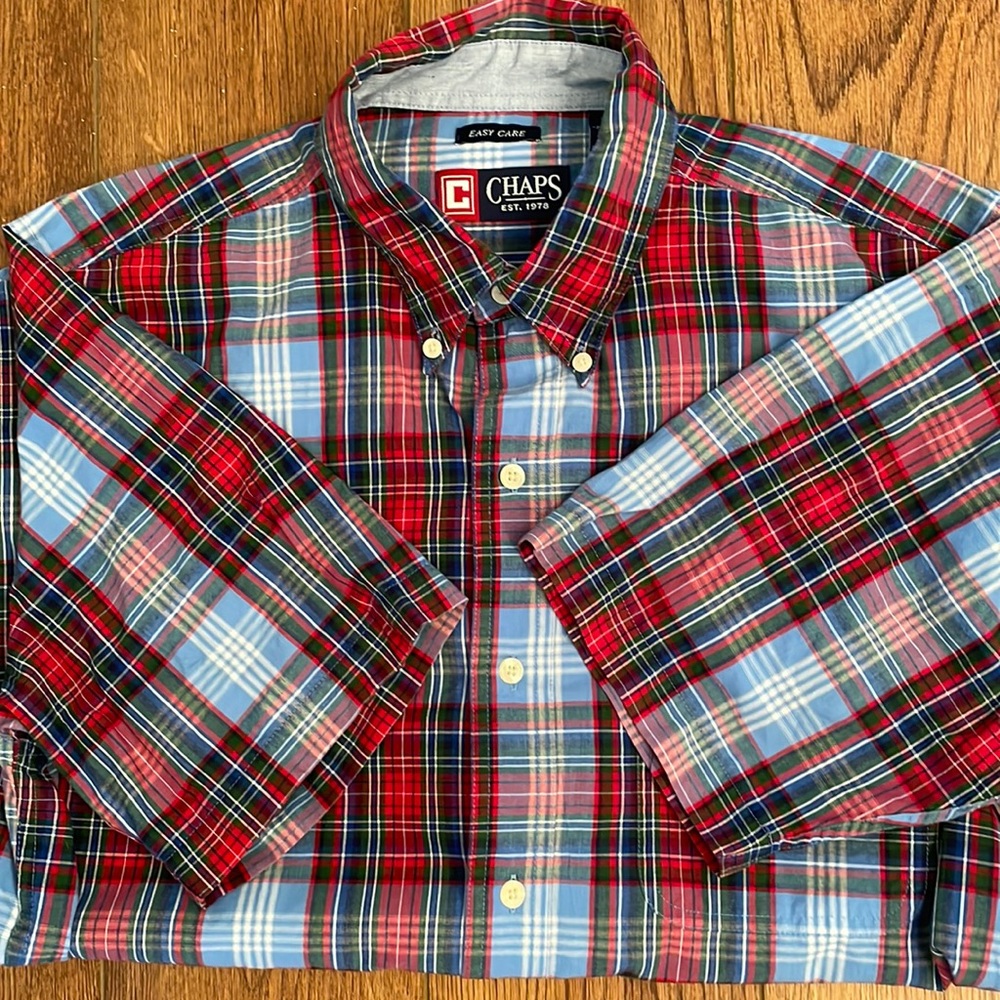 Men’s short sleeve button up shirt